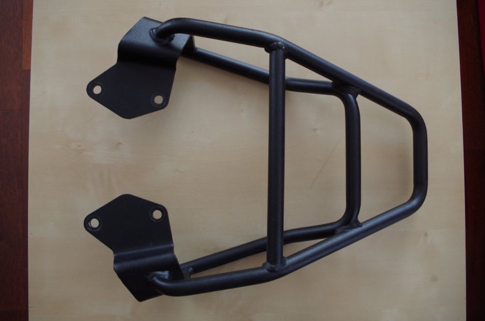 SR157 HONDA CBF 125 (09>14) GIVI stelaż centr. KR1570