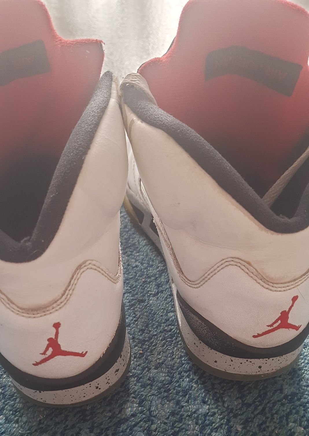 Белые ботинки  Nike Jordan