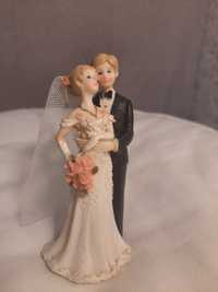 Весільна статуетка на торт