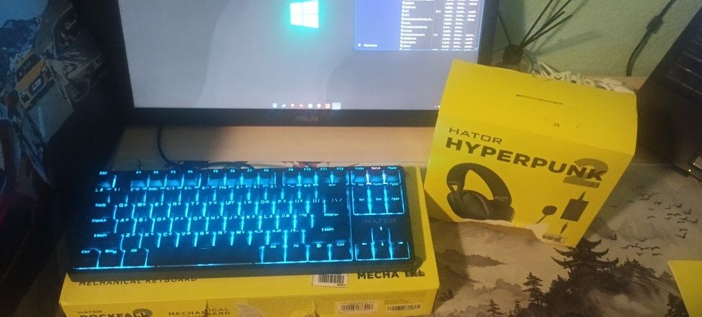Продам игровую клавиатуру Hator Rockfall mecha tkl 2