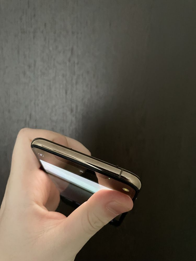 Продам iphone xs max 256 gb (айфон хс макс 256 гигабайта)