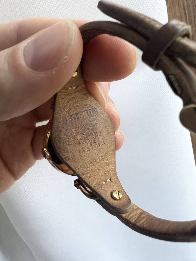 Часы женские Fossil оригинал