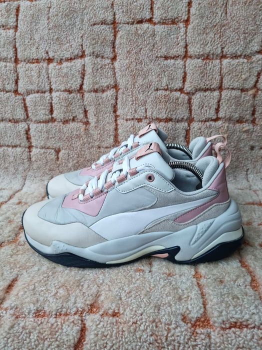 Женские кроссовки Puma