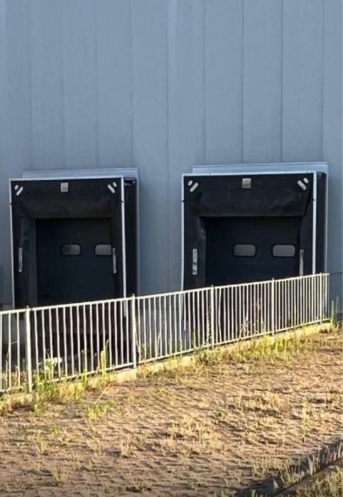 Brama 3.25x3.25 segmentowa elektryczna pionowego otwierania