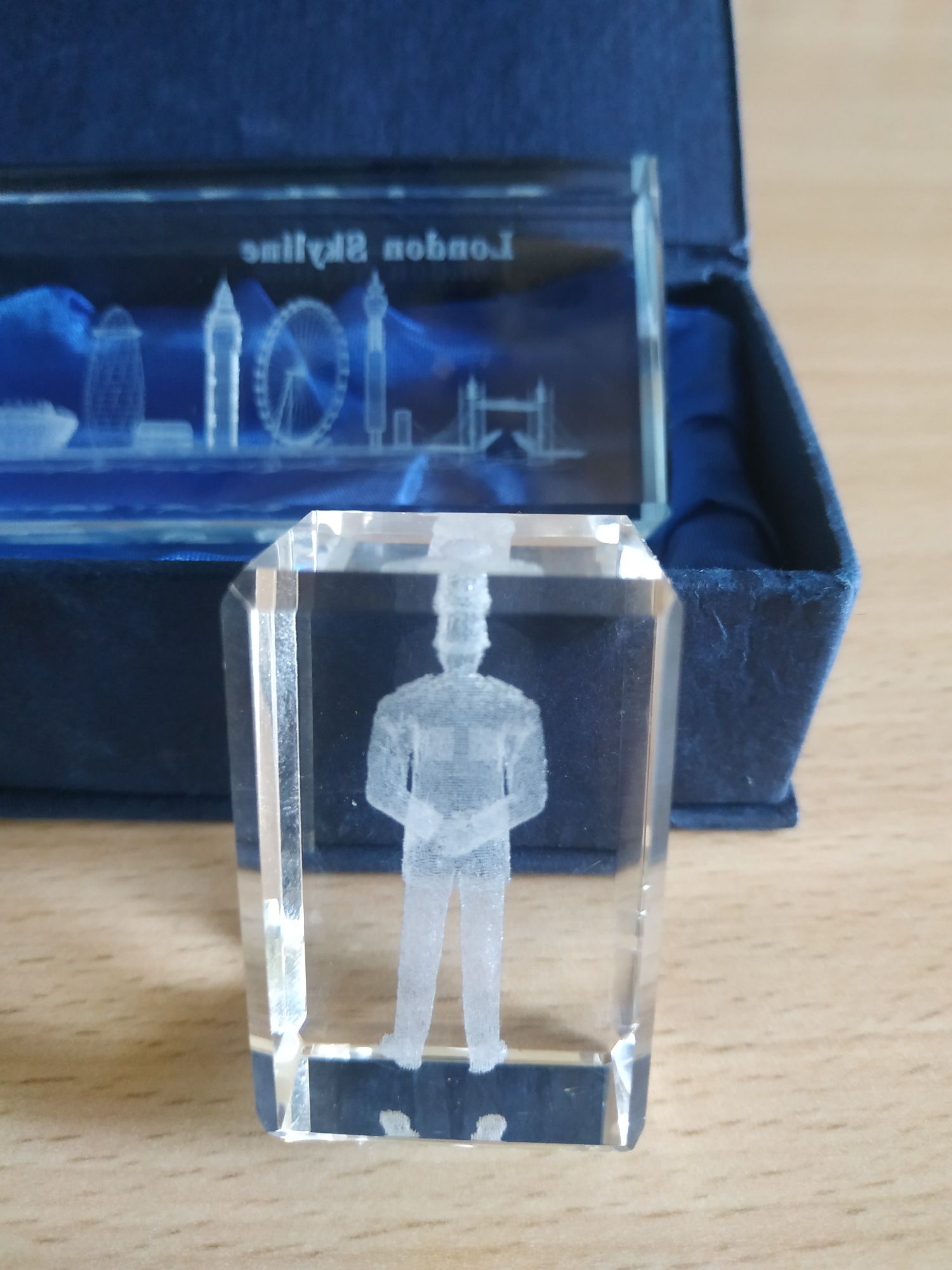 Сувенир подарок 3D из оргстекла ,статуэтка Гвардеец из Лондона