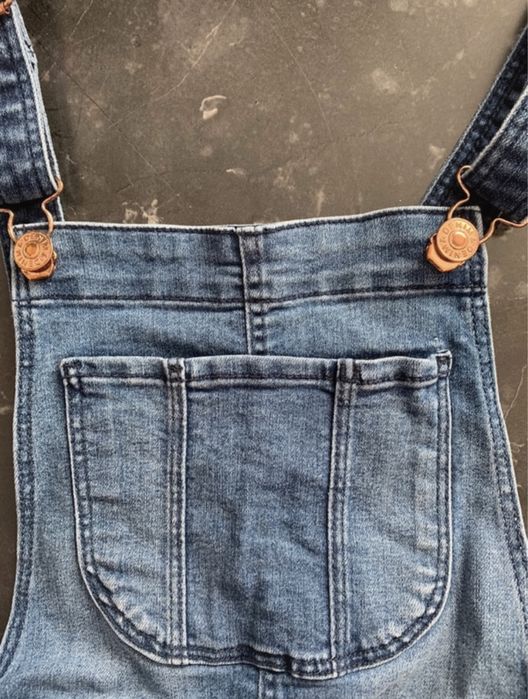 Dziecięce ogrodniczki