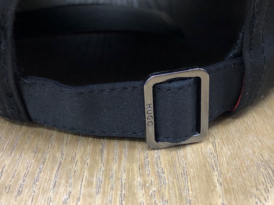 Кепка HUGO чоловіча колір чорний Осінь-Зима