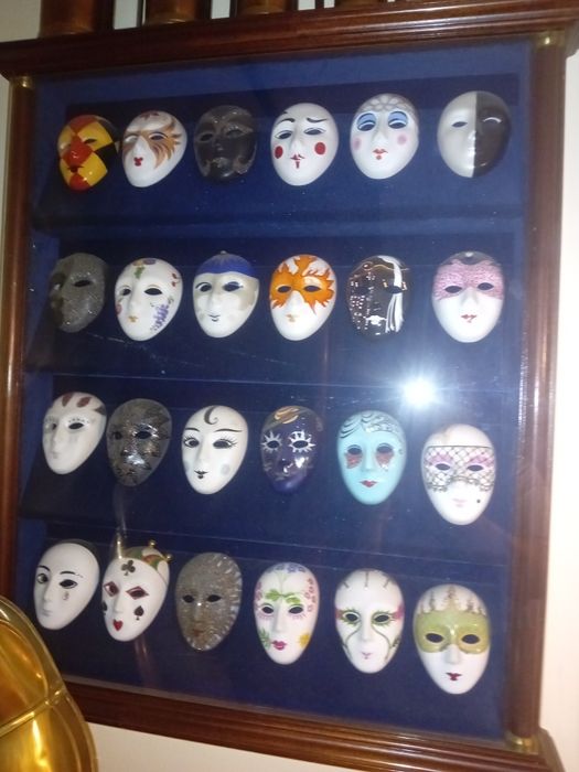 Colecção Máscaras de Veneza com expositor