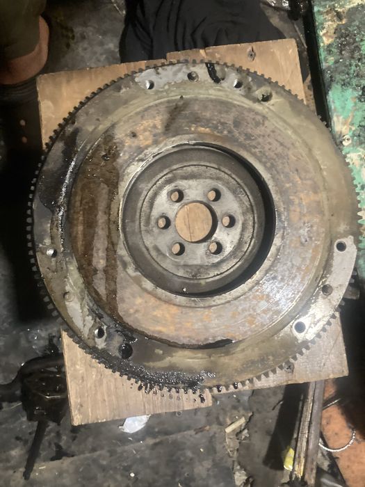 Маховик з корзиною з чепленя