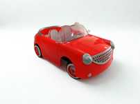 Carro vermelho de brinquedo