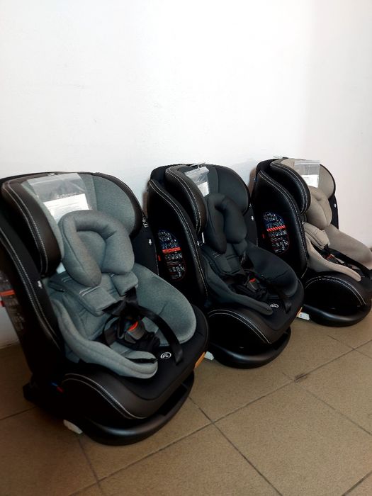 Автокресло ПОВОРОТНОЕ с ISOFIX Carrello ASTEROID от рождения до 10 ле