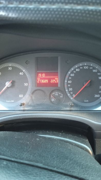 Продам Volkswagen Caddy