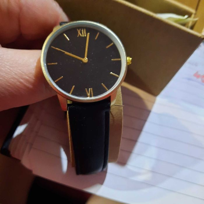 часы мужские ив роше черный браслет золотистый матовый корпус