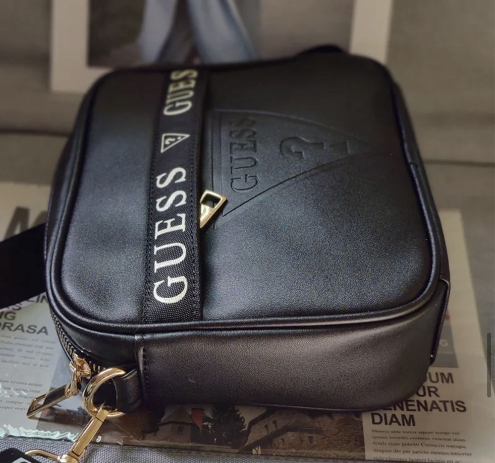 Сумка Guess нова