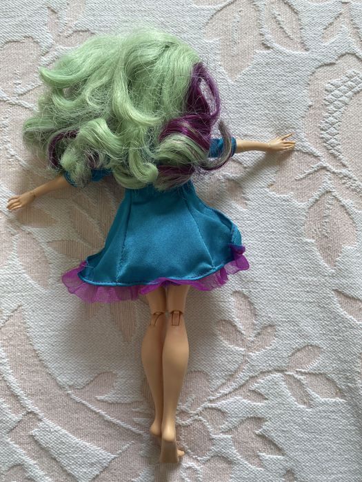 Boneca Madeline Hatter de Ever after High