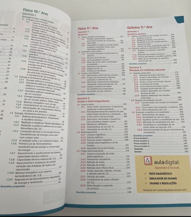 Livro preparação exame 11º Exame Física e Química