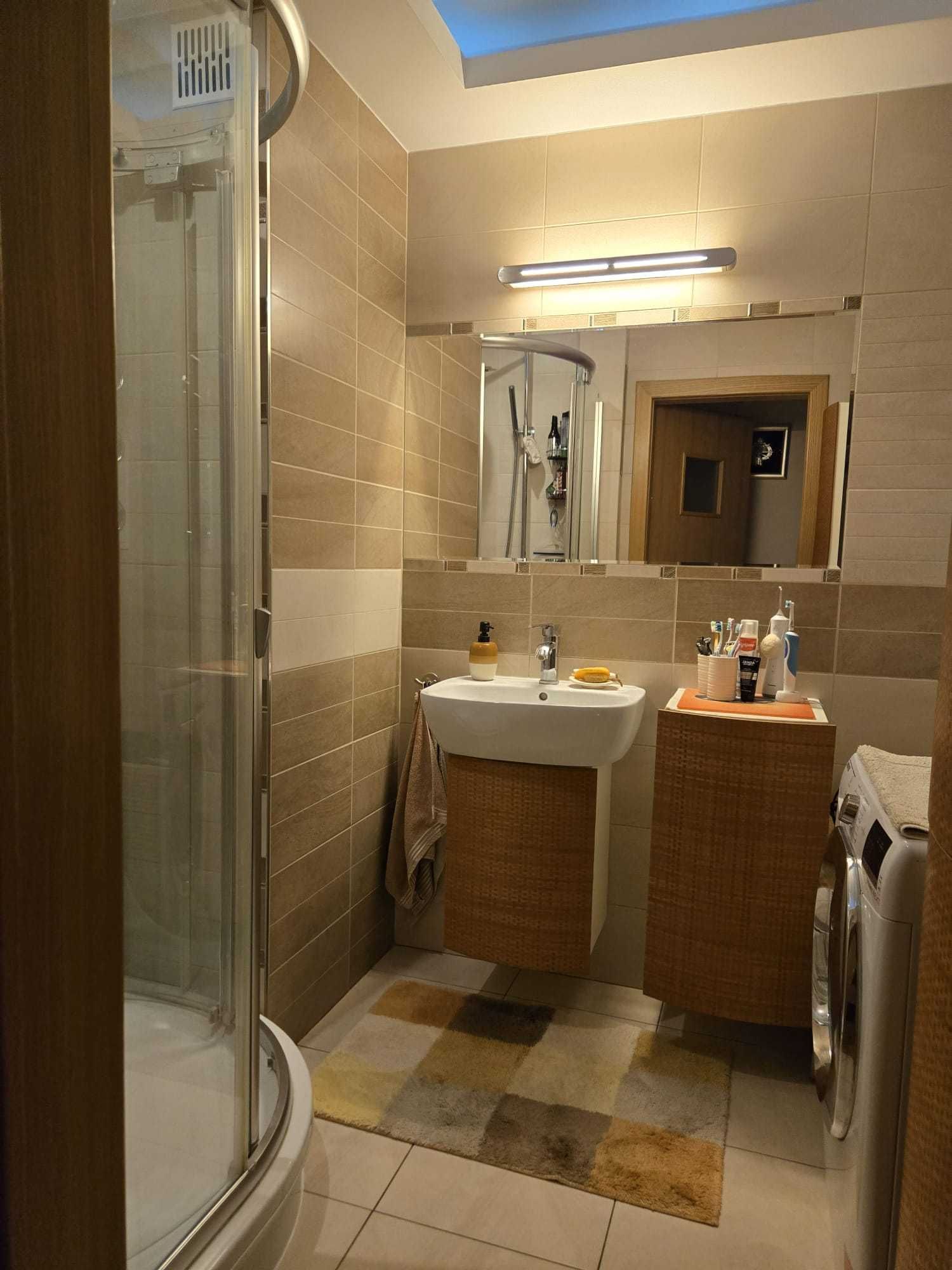Sprzedam 3-pokojowe mieszkanie 63 m², os. Oświecenia, blisko parku