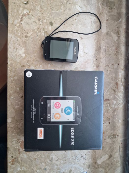 Komputer rowerowy Garmin Edge 820 - oryginalne pudełko