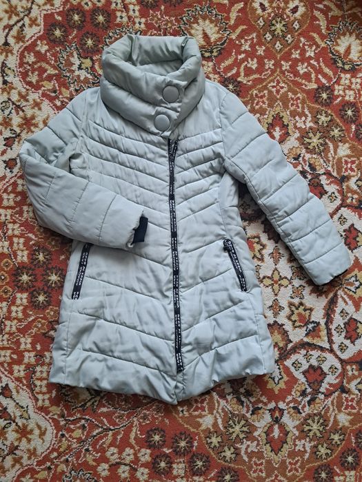 Куртка   жіноча на розмір м