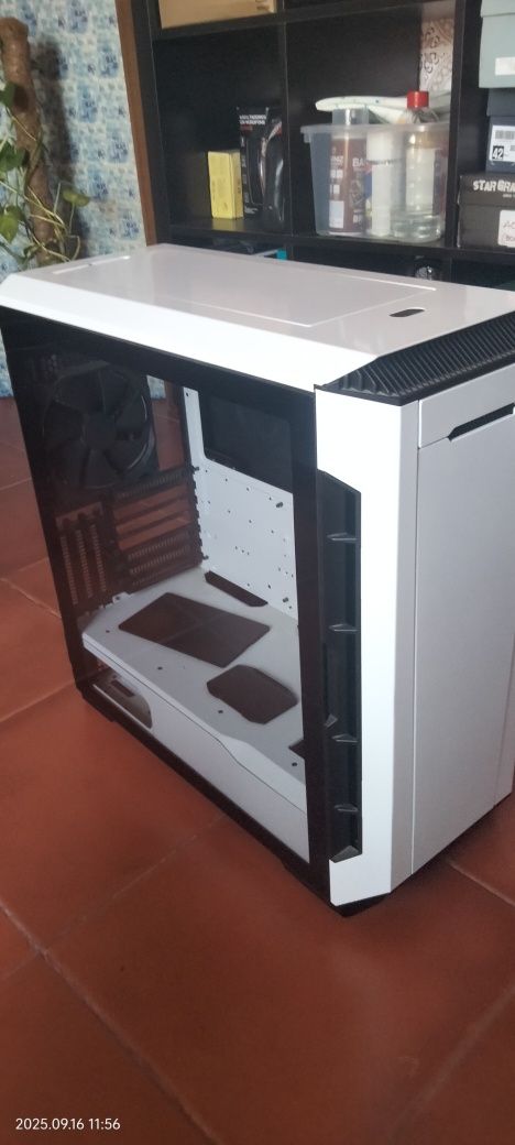 Caixa pc de torre gaming