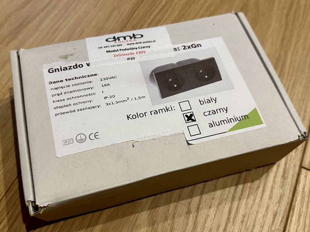 NOWE Gniazdo wpuszczane w blat podwójne czarne 2xGn 230V IP20