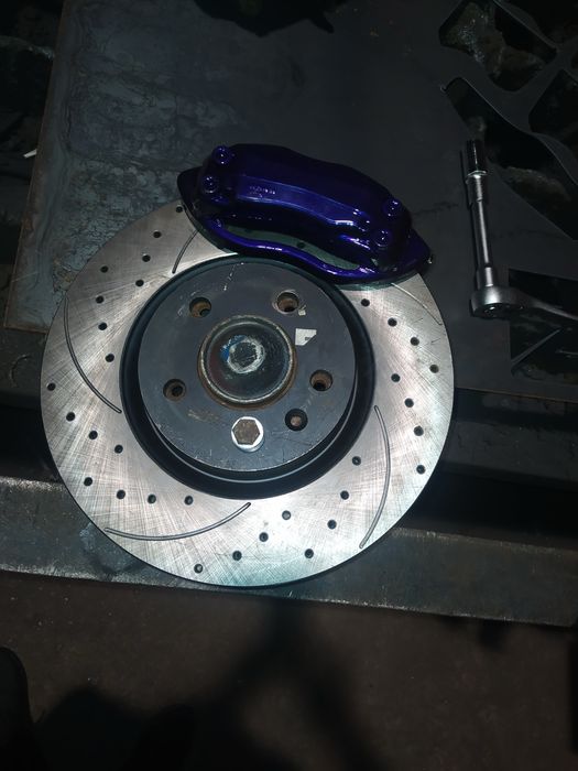 Adaptery BIG BRAKE KIT BMW E36/46 BREMBO Mercedes