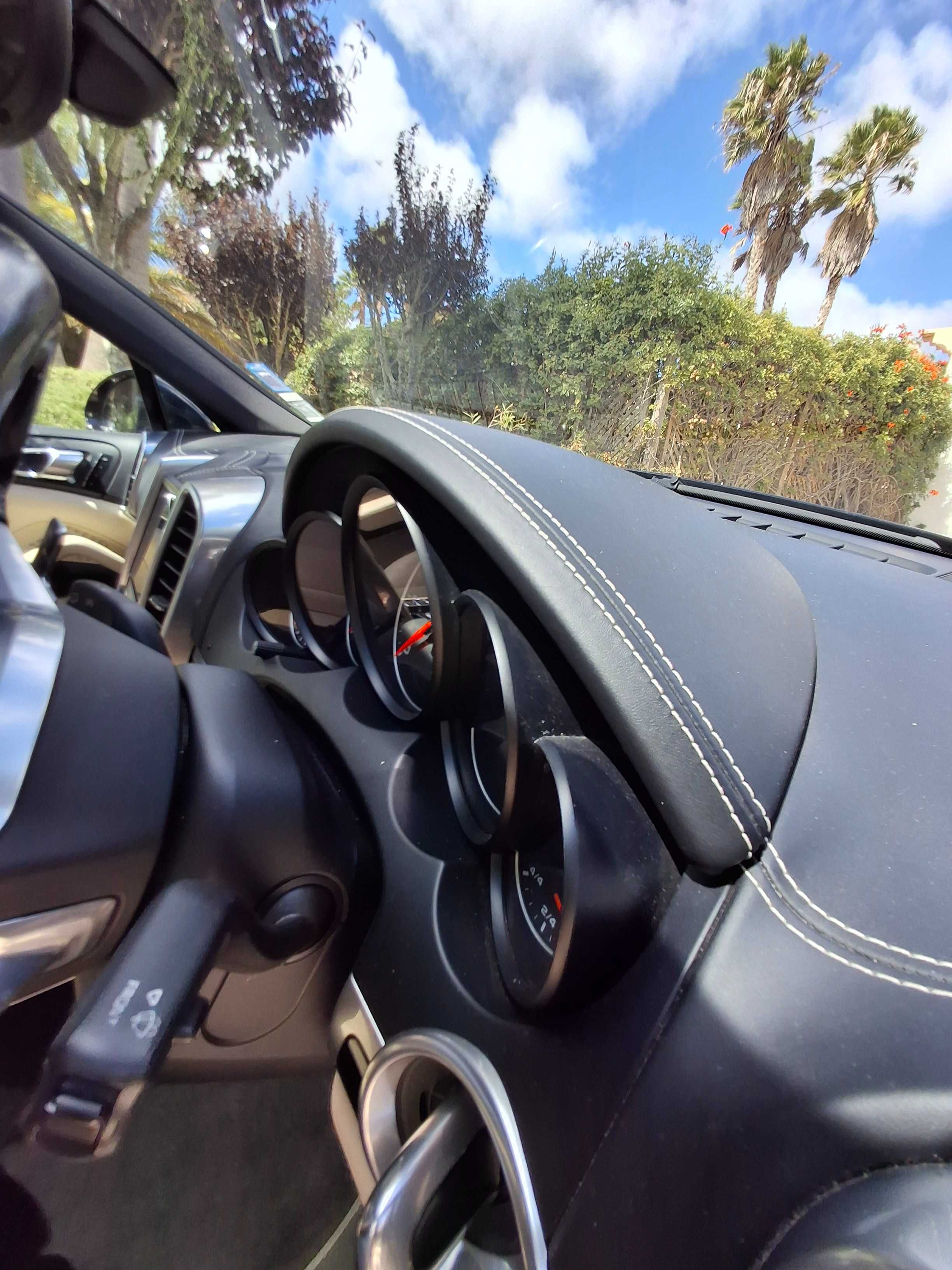 Porsche Cayenne 3.0 V6 Platinum Edition Tipronic S