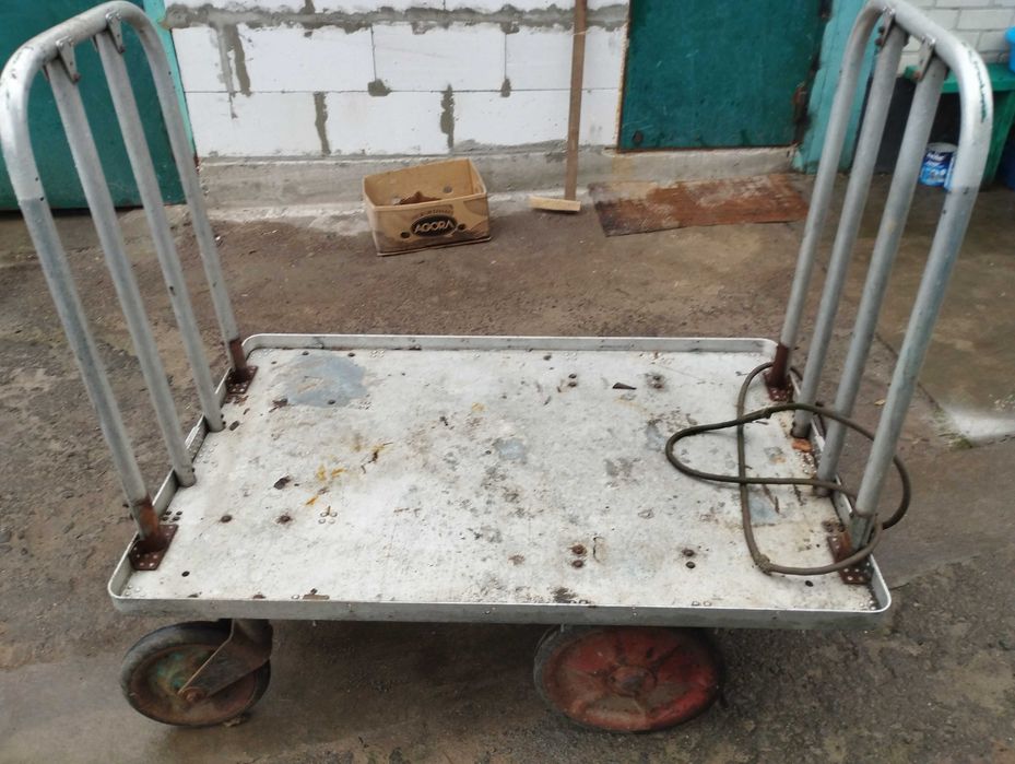 Тачка на колесах, алюмінієва