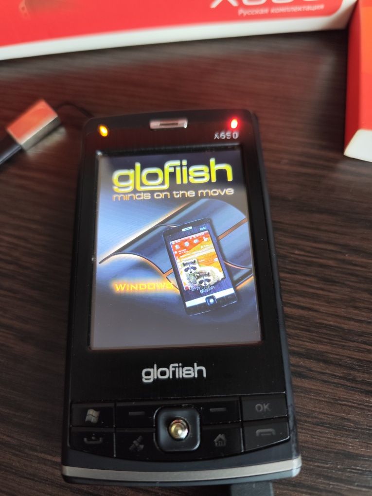 Телефон Glofish X650
