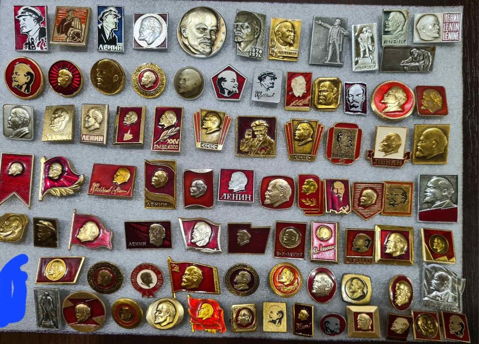 Знаки. Слава советской армии.N 100