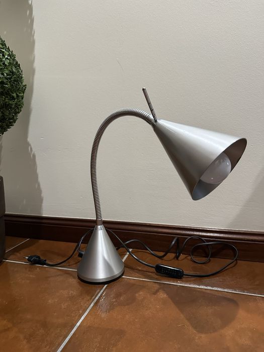 Candeeiro de secretária