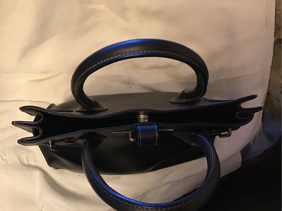 Mala Furla original. NEGOCIÁVEL. Descida  de preco.