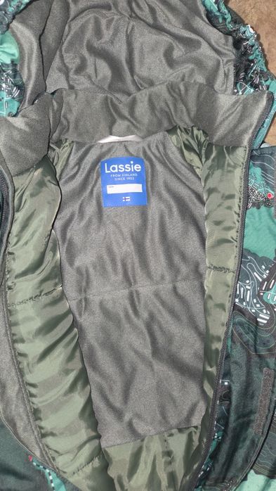 Продам зимовий комбінезон для хлопчика Lassie