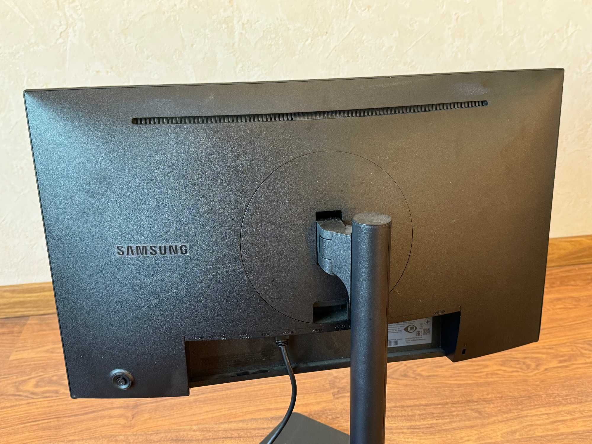 Монитор Samsung 24 дюма full HD