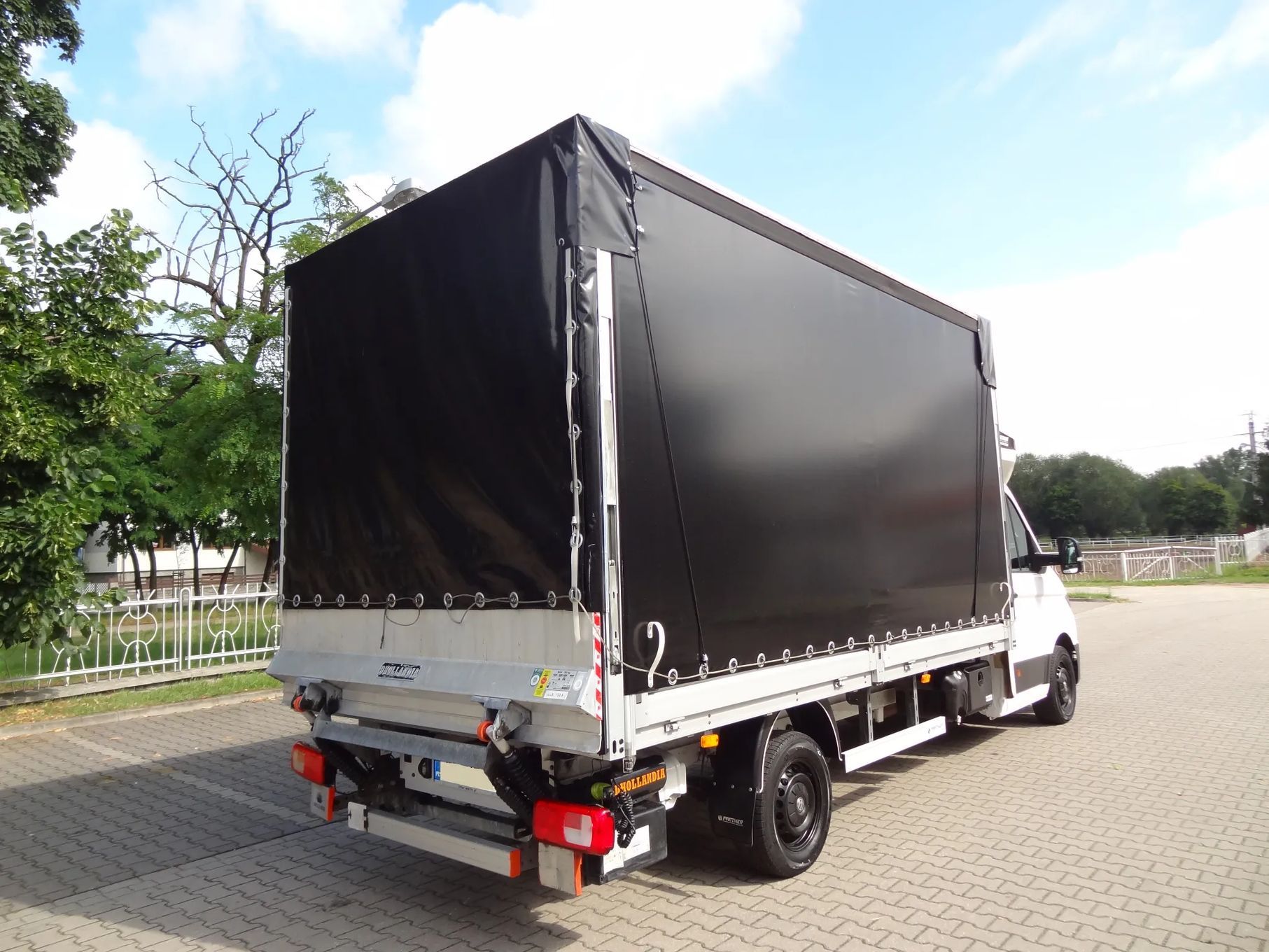 Volkswagen Crafter 177KM WINDA Firana 8EP  Salon Polska Pełna Opcja Aktywny Tempomat Car-Play LEDY