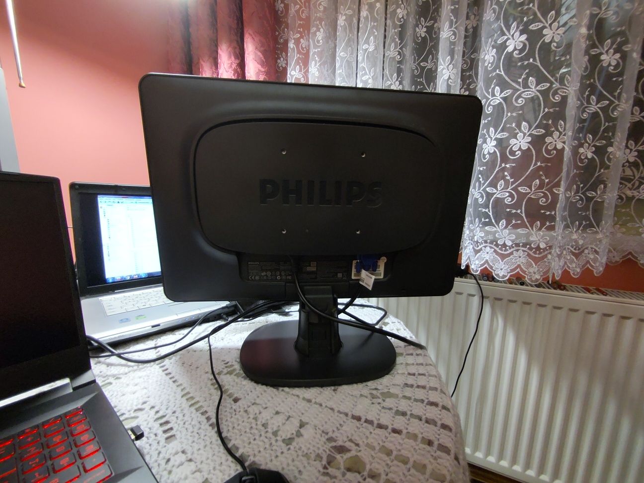 Монітор Phillips 190SW 19" LCD дюймів