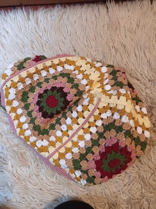 Bolsa em croché para praia