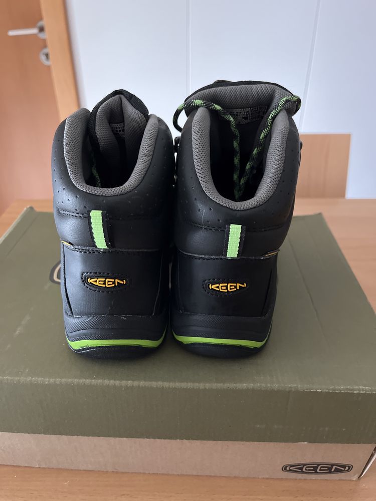 Botas Keen NOVAS unissexo T. 36