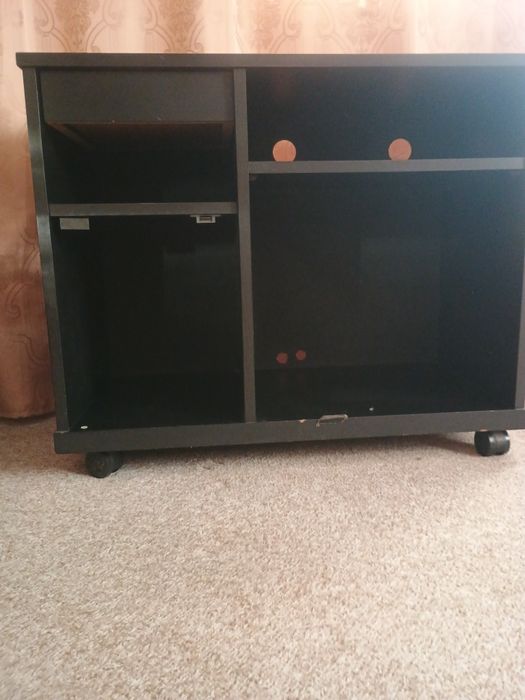 Szafka czarna np pod RTV