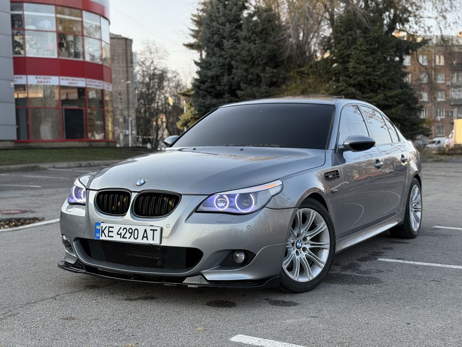BMW E60 3.0 Бензин 2005 г