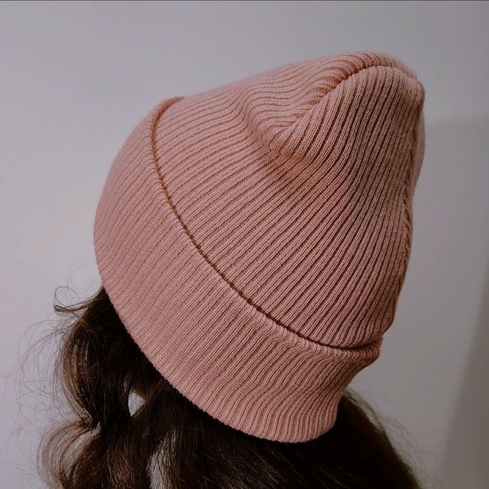 Шапки жіночі кольорові