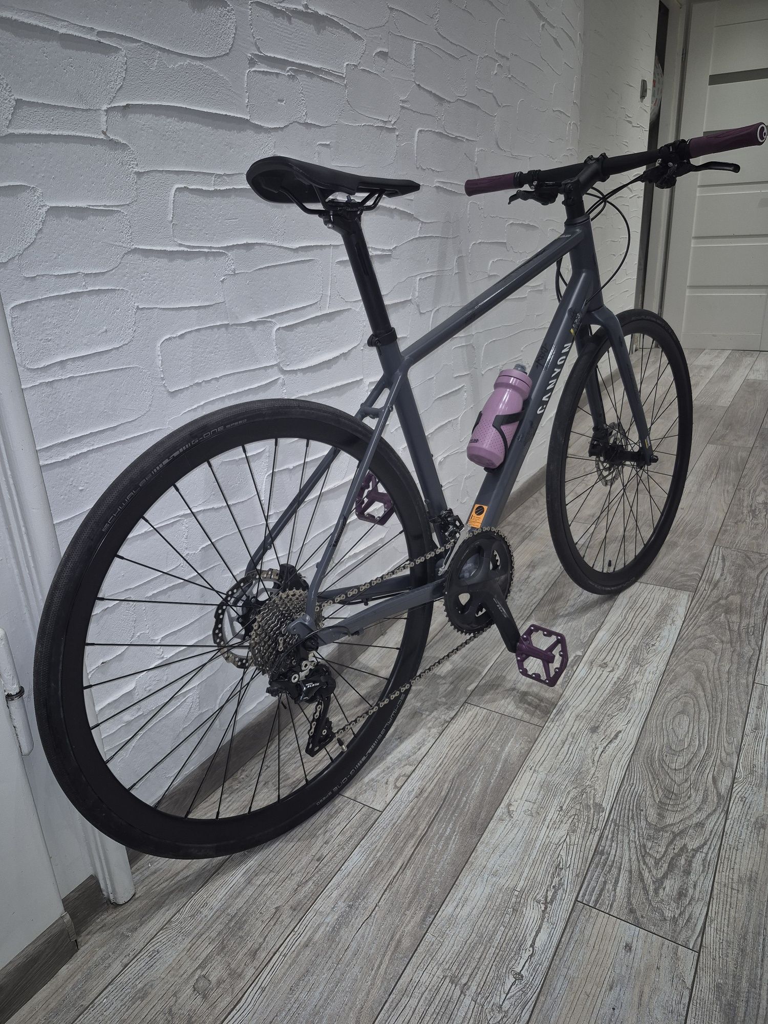 Rower Canyon Roadlite 6 mid-step