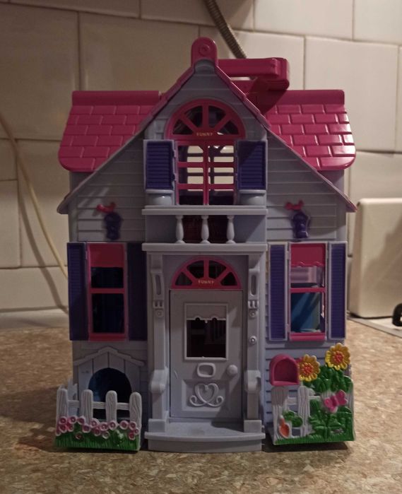 Продам игровой домик для девочки