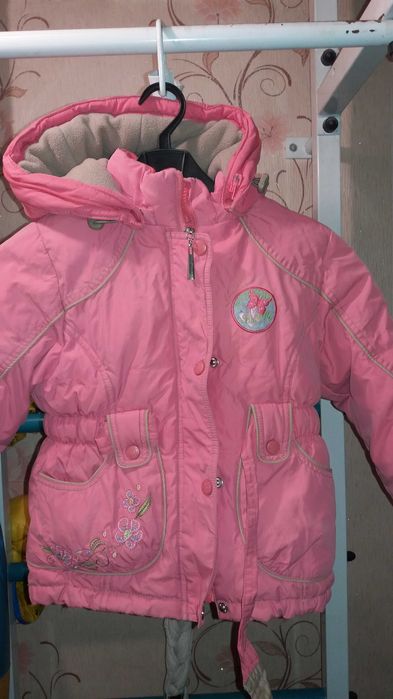 курточки зимови и демо сисонни  для дивченки