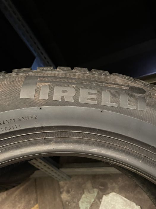 Pireli 225/60 R18 104H