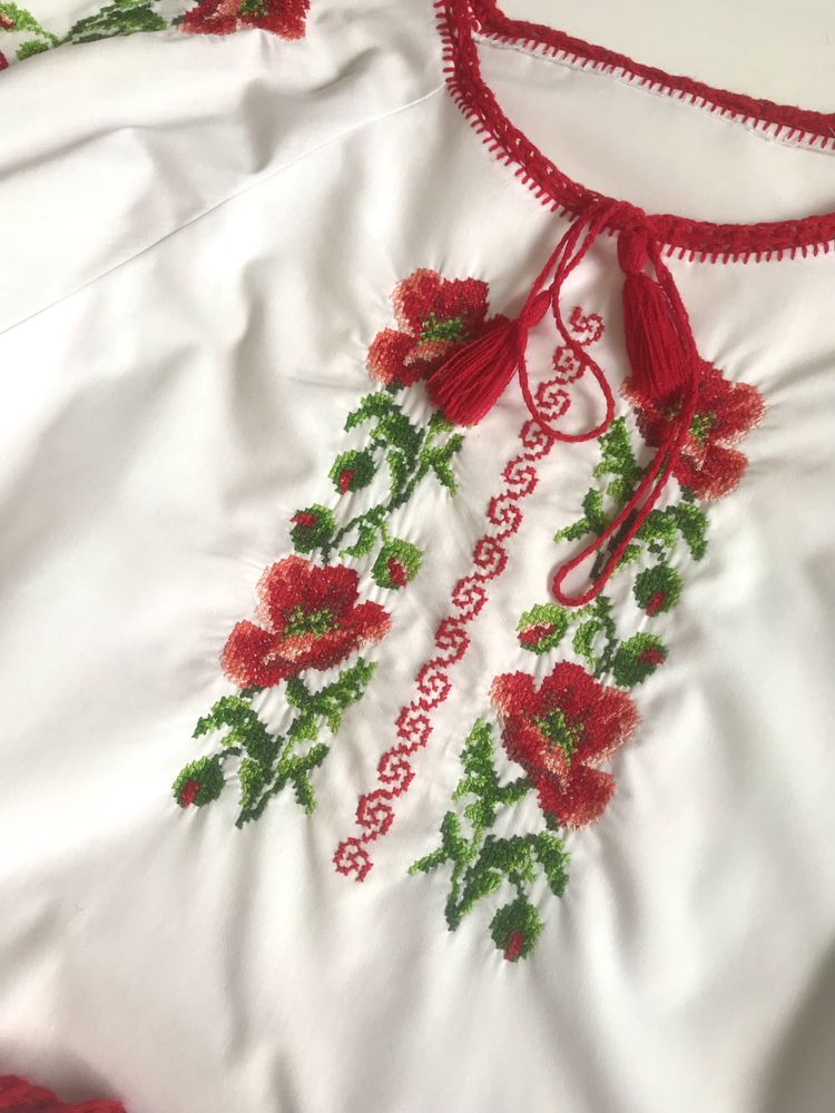 Вишиванка. Ручна робота. 12/14 років. Ріст 152/158 см