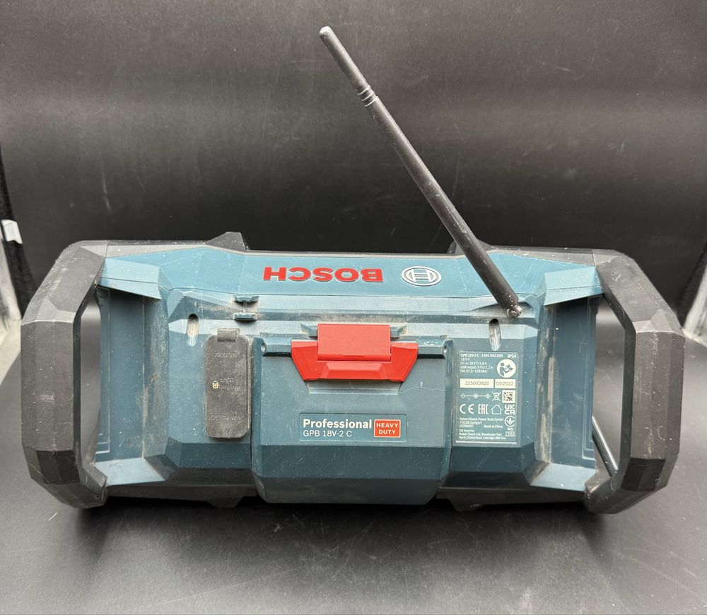 Radio budowlane Bosch Professional GPB 18V-2C+Aku 4Ah. Lombard Łódź.