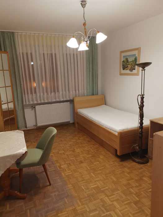 Wynajmę pokój jednoosobowy  CAMPUS A blisko LOTNIKA