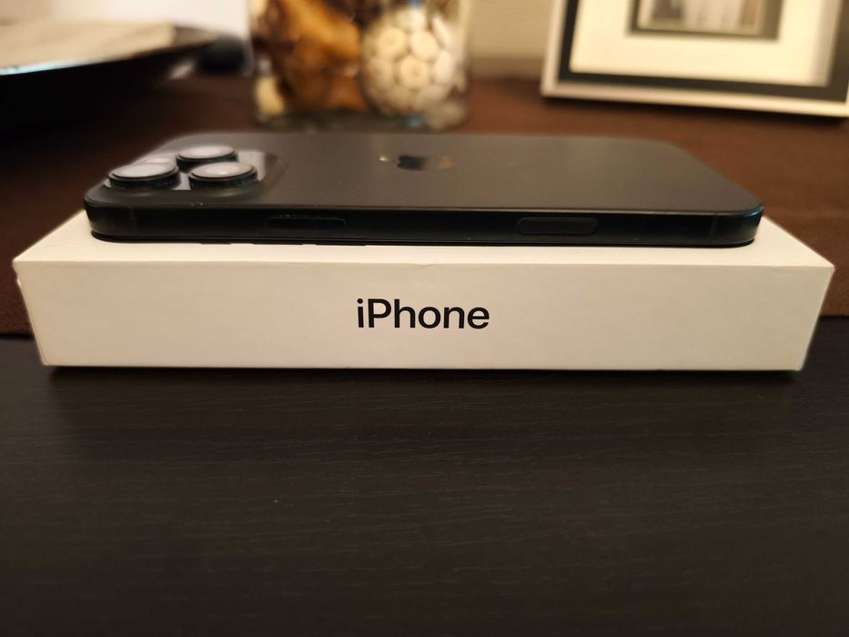 iPhone 16 Pro Max Black Titanium 256GB com fatura e extras