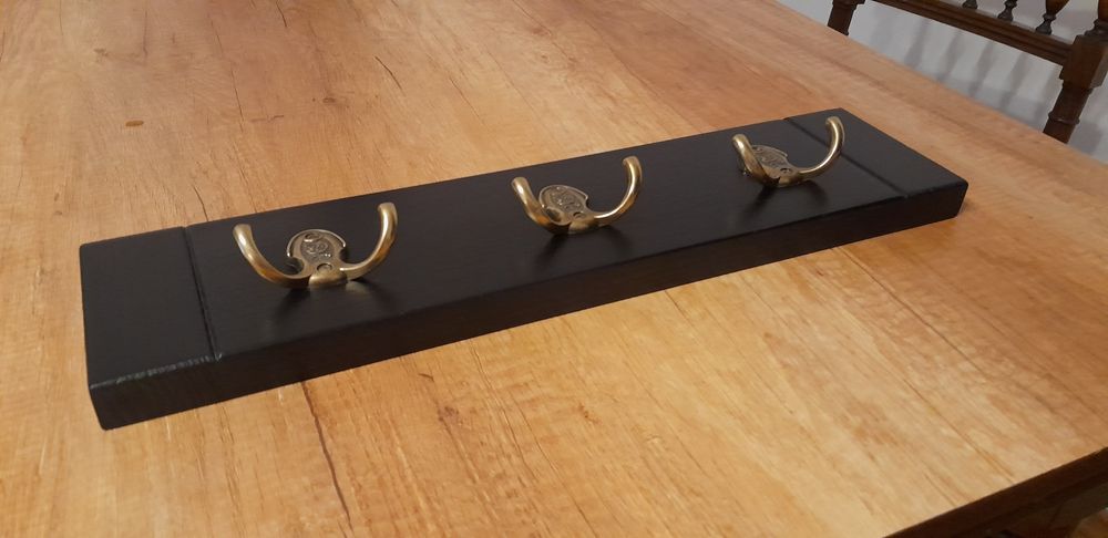 Wieszak na ręczniki, gadżety, ubrania...